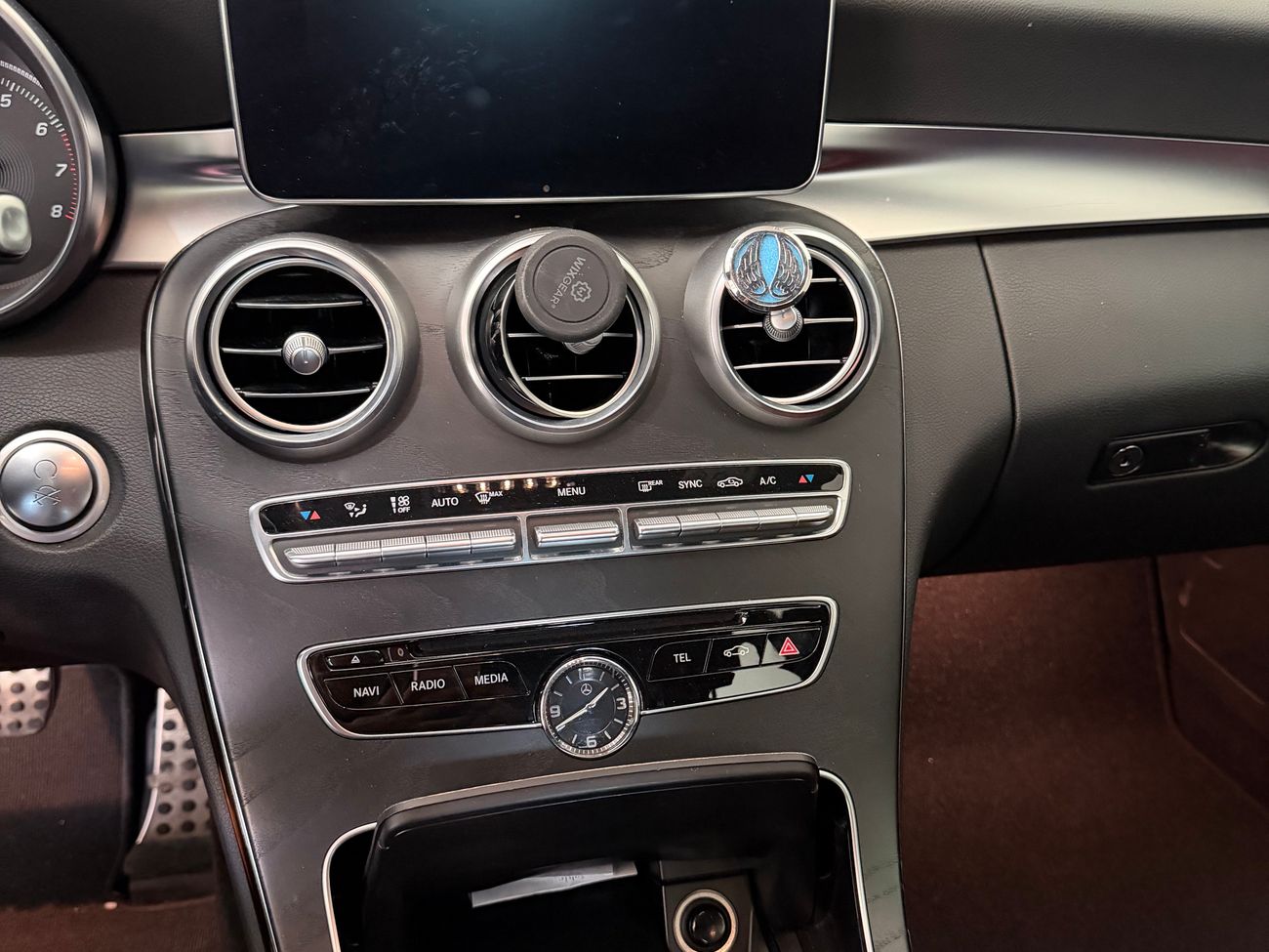 مرسيدس بنز C 200 AMG 2.0