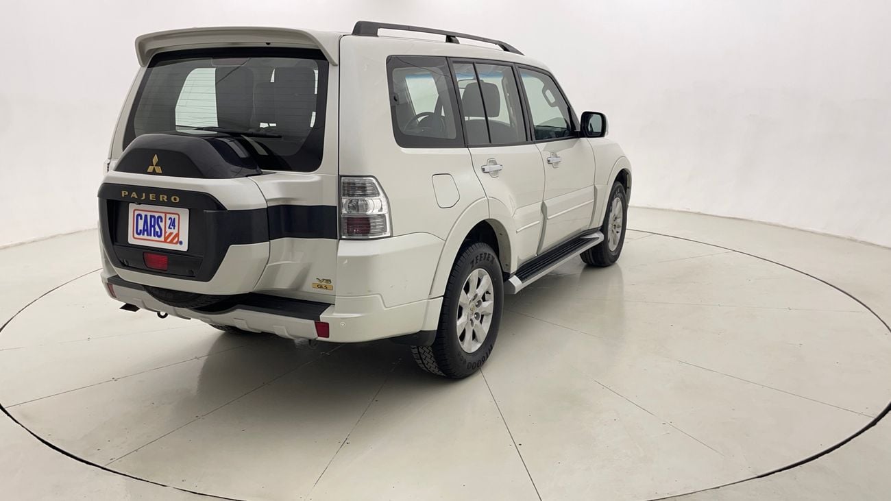 ميتسوبيشي باجيرو GLS HIGHLINE 3 | بدون دفعة مقدمة | اختبار القيادة في المنزل