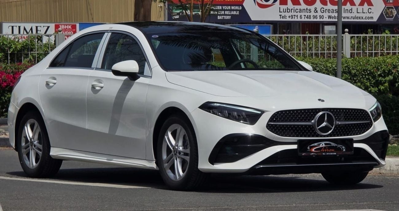 مرسيدس بنز A 180 FOR EXPORT PRICE - LARGE - CHINESE SPECS - BRAND NEW