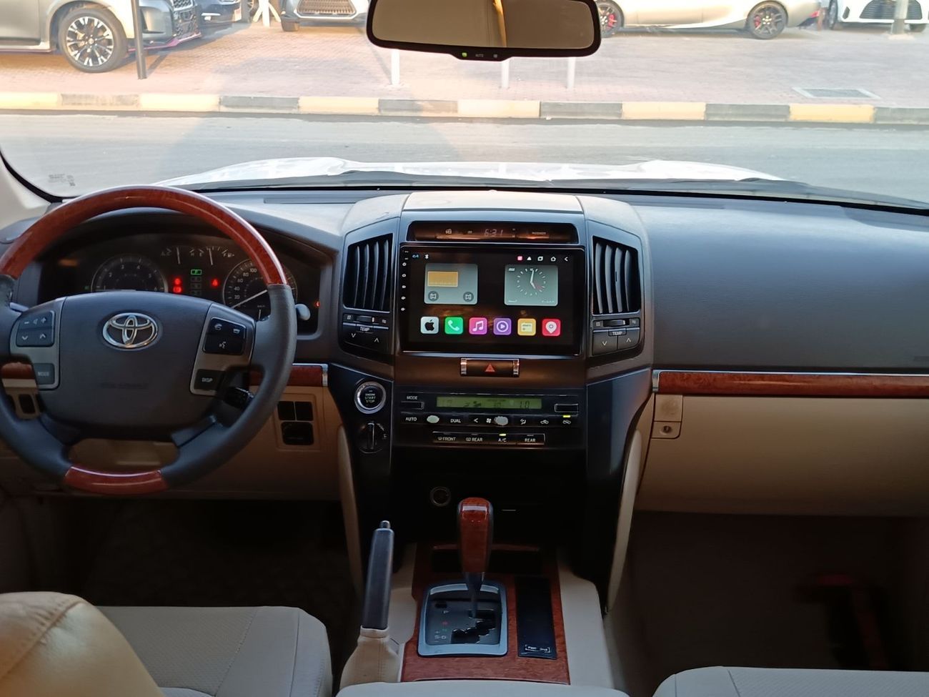 Toyota Land Cruiser GXR GT 4.6L AWD