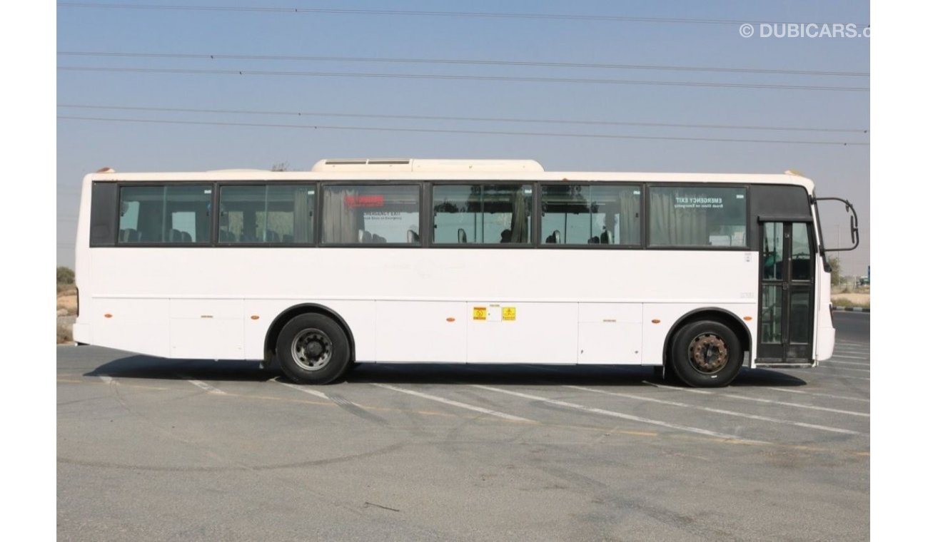 Tata Starbus 2016 | BUS 67 SEATER A/C WITH EXCELLENT CONDITION AND GCC SPECS