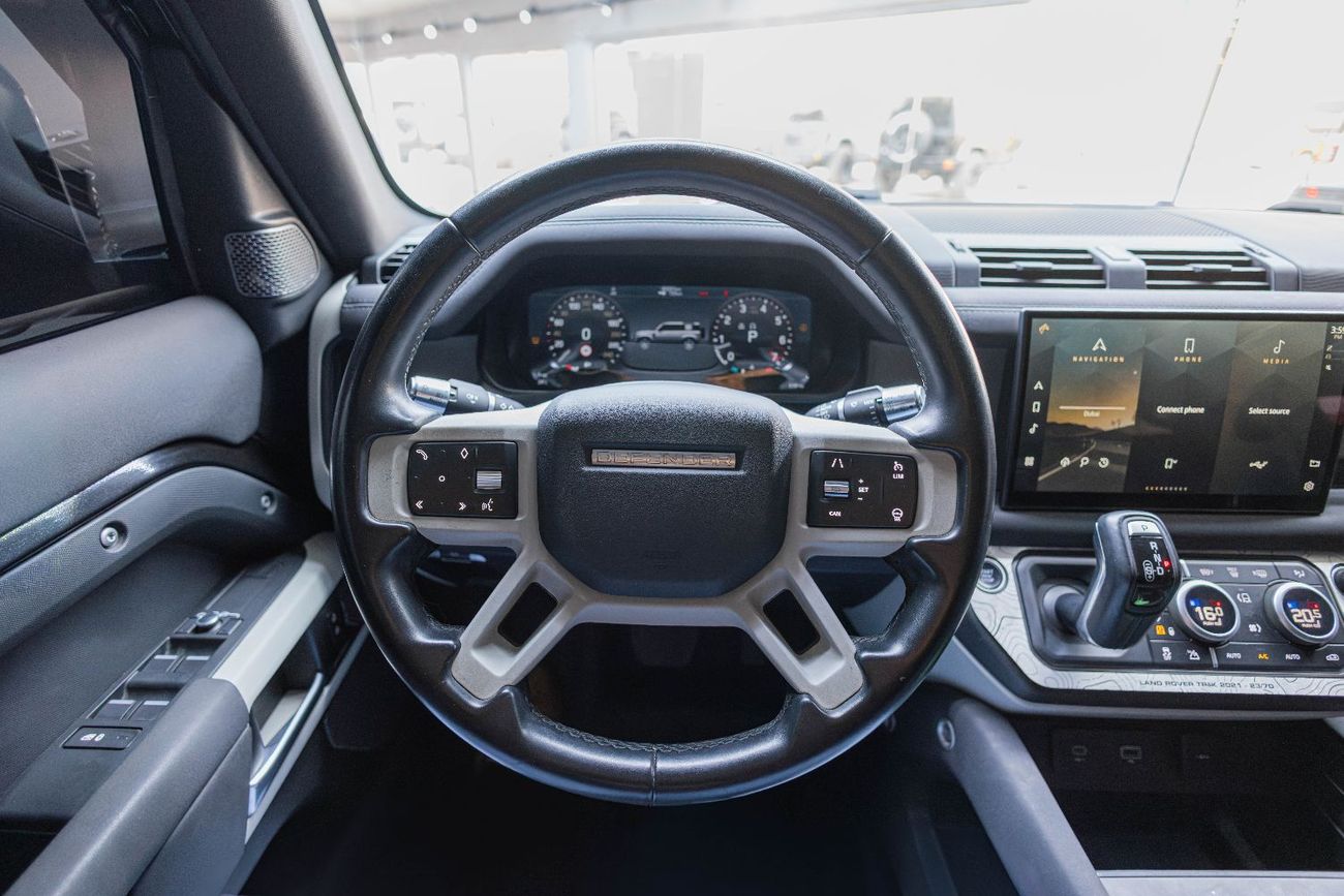 Land Rover Defender 110 S P300 2.0L