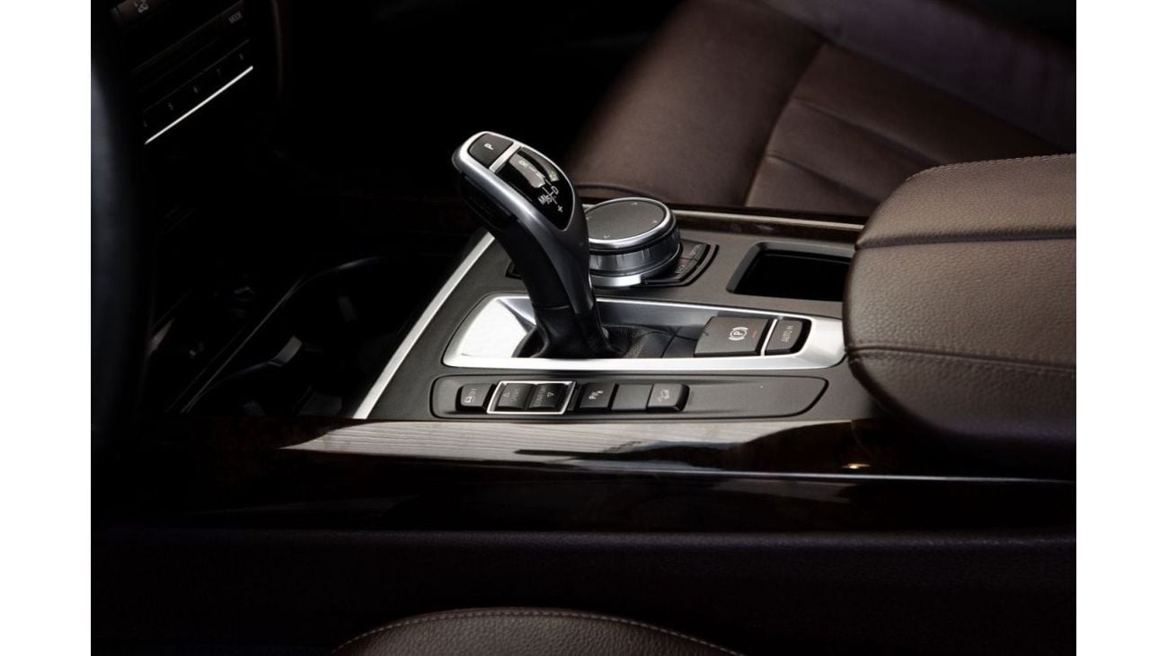 BMW X5 xDrive35i | 2,546 P.M  | 0% Downpayment | Low Mileage!