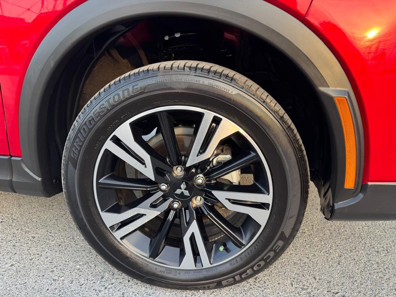 ميتسوبيشي إكلبس كروس 2024 CROSS LX AWD 2.0 CC CANADA SPEC