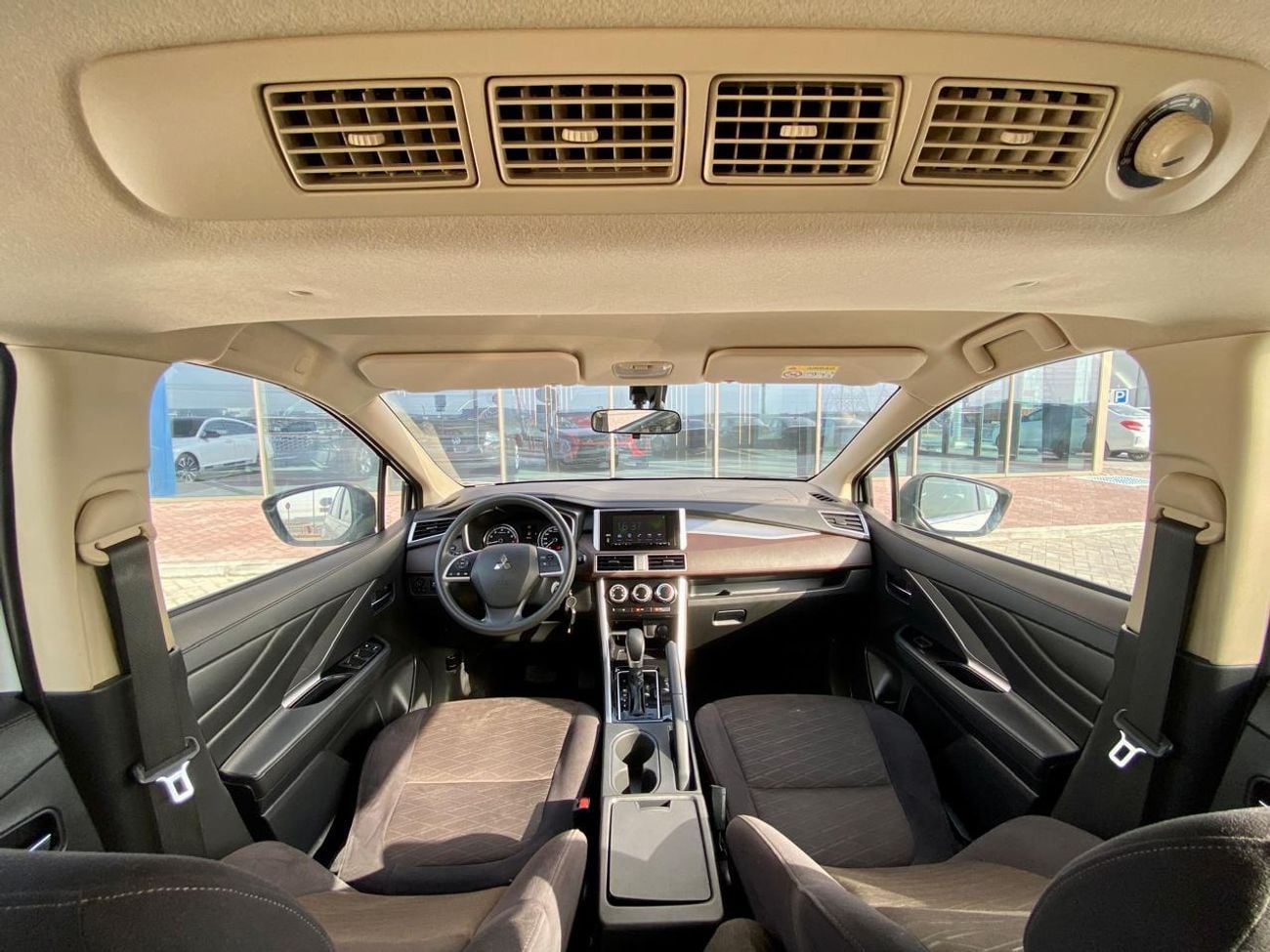 Mitsubishi Xpander Cross 800-Monthly l GCC l 1.5L, Cruise, Camera l Accident Free