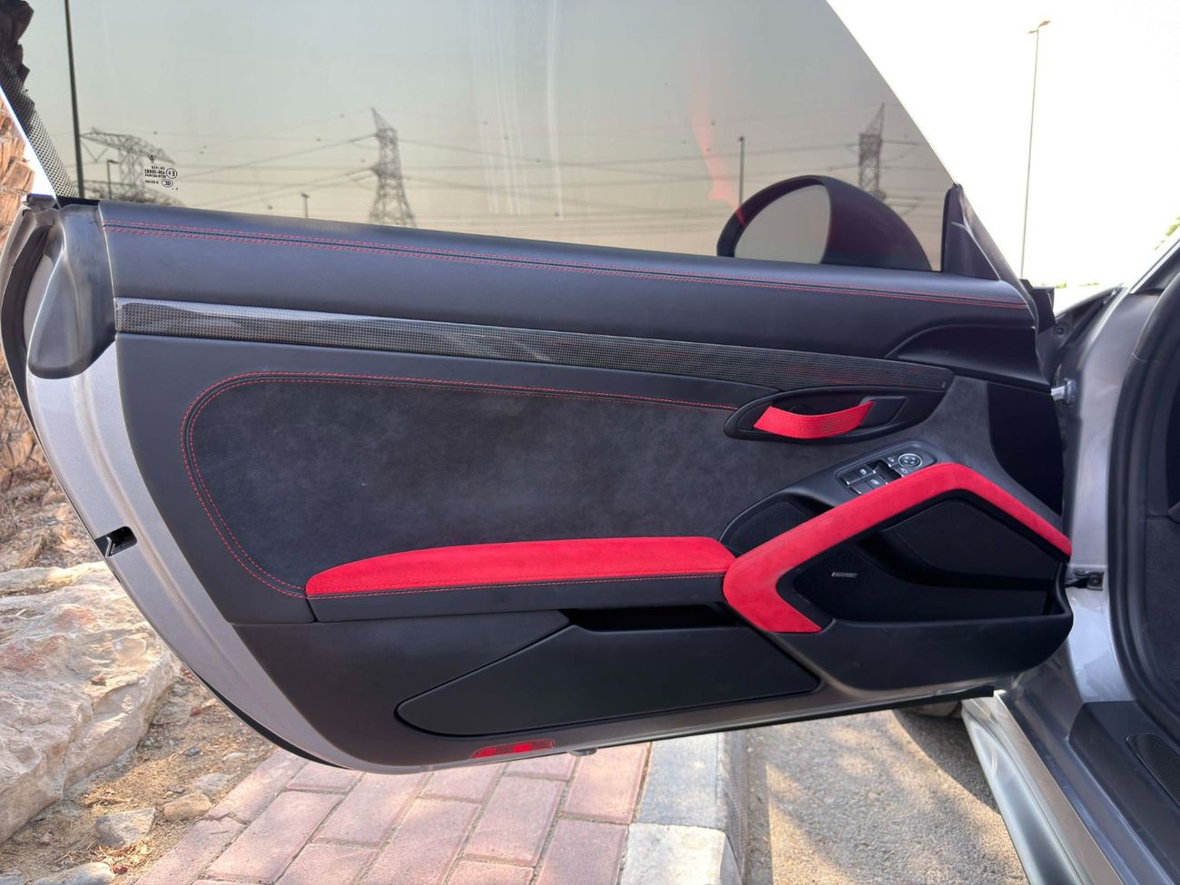 Porsche 911 GT2 RS 3.8L GCC SPEC NEAT AND CLEAN