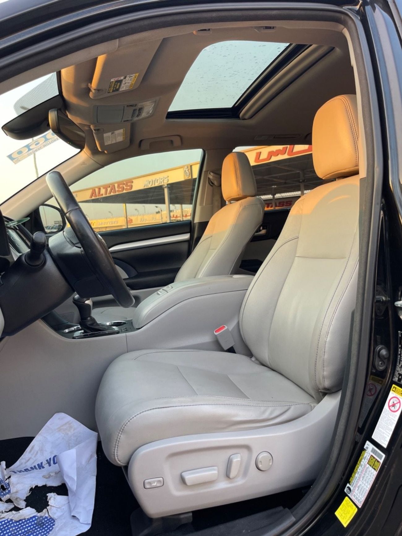 Toyota Highlander 2017 TOYOTA HIGHLANDER XLE 4x4 FULL OPTIONS IMPORTED FROM USA