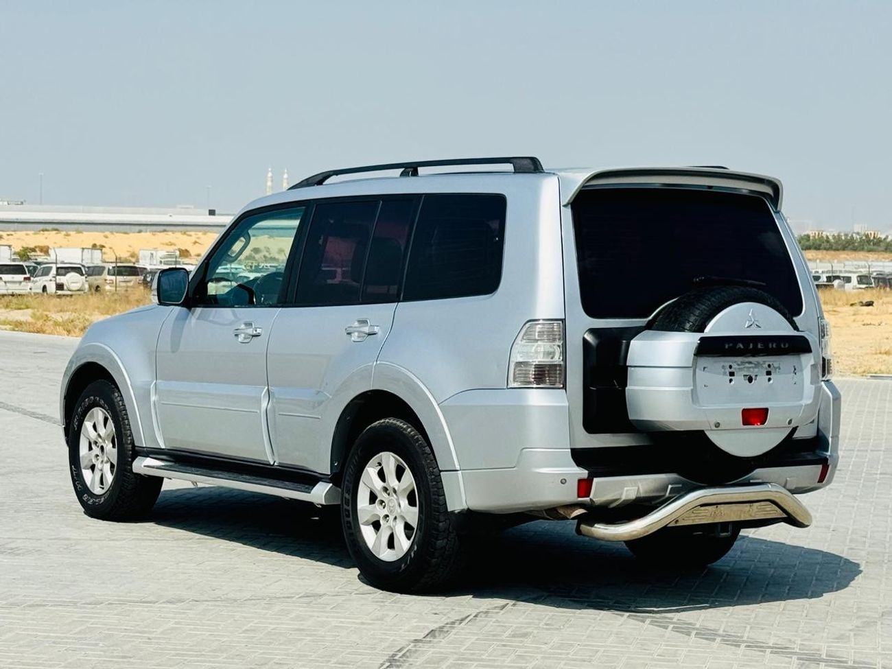Mitsubishi Pajero GLS Highline 3.8L (236 HP)