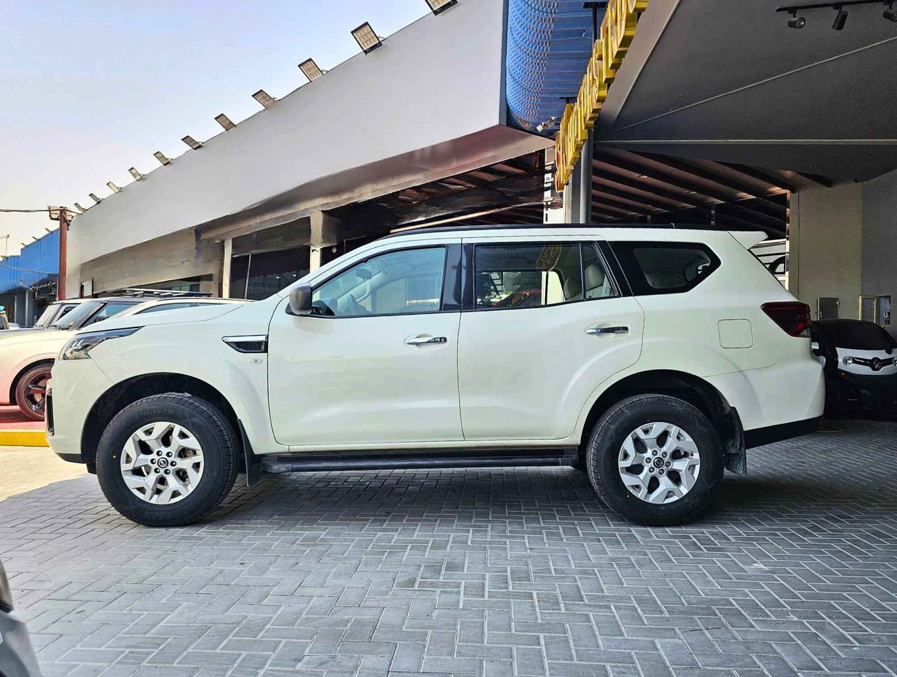 نيسان إكستيرا SE GCC/ FSH 1 YR WARRANTY/ SINGLE OWNER/ LOW MILEAGE/ NON  ACCIDENT/ 1068 MONTHLY / LOT#6002829