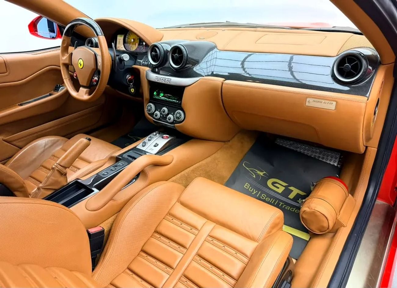 فيراري 599 GTB Full Service History, Fully Loaded, Excellent Condition, GCC