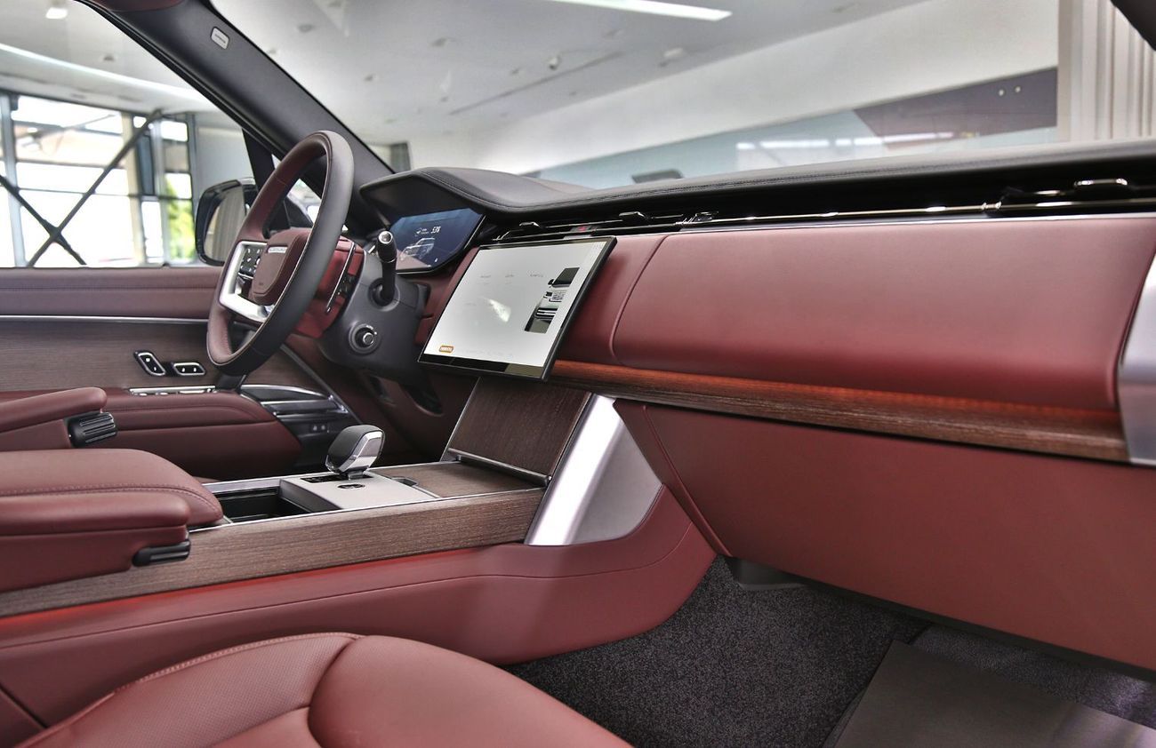 Land Rover Range Rover V6 plug-in Hybrid P550e German Specification