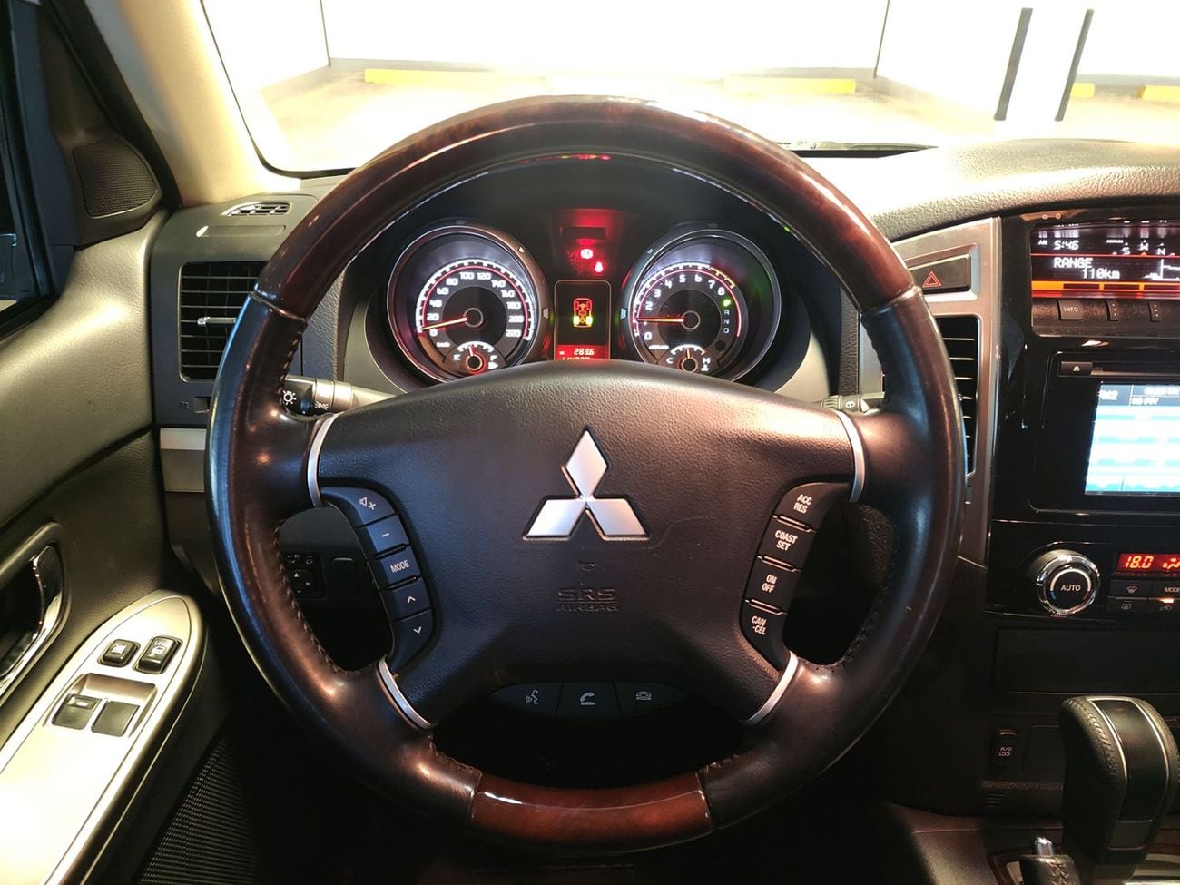 Mitsubishi Pajero GLS HIGHLINE V6 3.8 3 Door