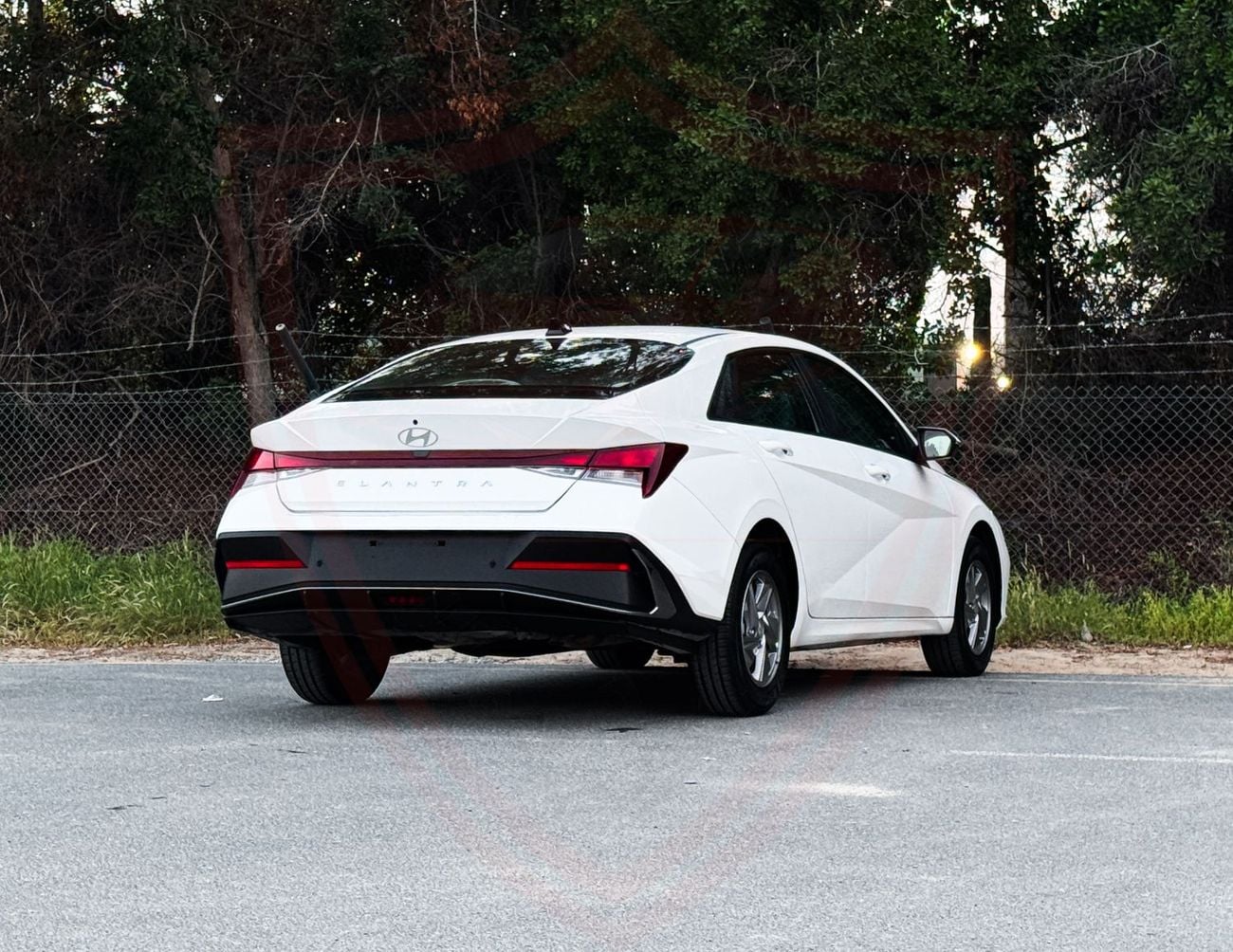 Hyundai Elantra Smart 1.6L Hyundai Elantra | 1.6 L | 2024 | GCC | Accident-Free | In Excellent Condition | 823 P.M