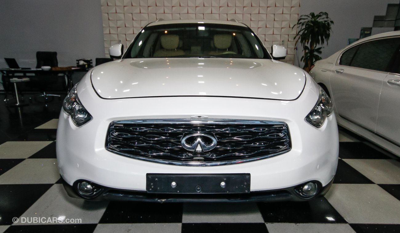 Infiniti FX35