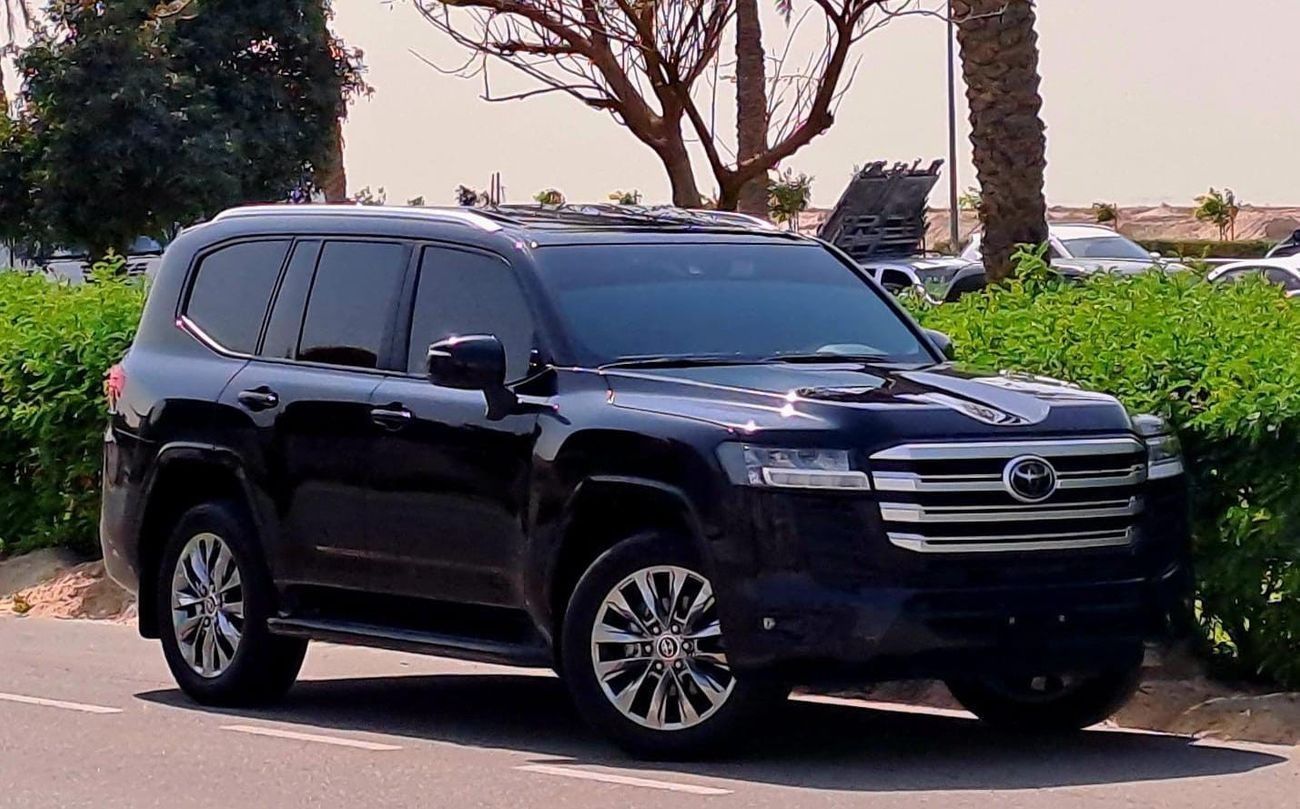تويوتا لاند كروزر GXR 4.0L 2022 4.0L GCC (3580/-MONTHLY)
