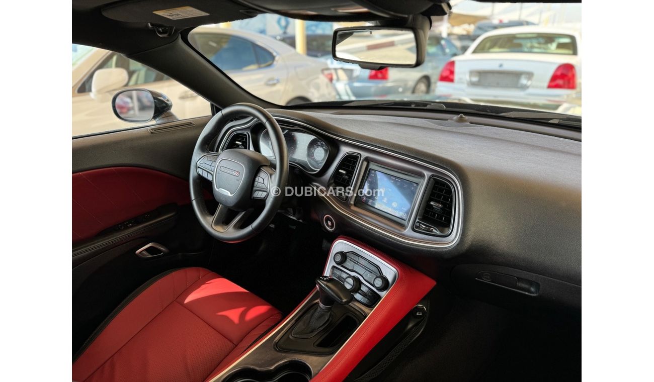 Dodge Challenger Dodge Challenger SXT / 2018 / USA / V6
