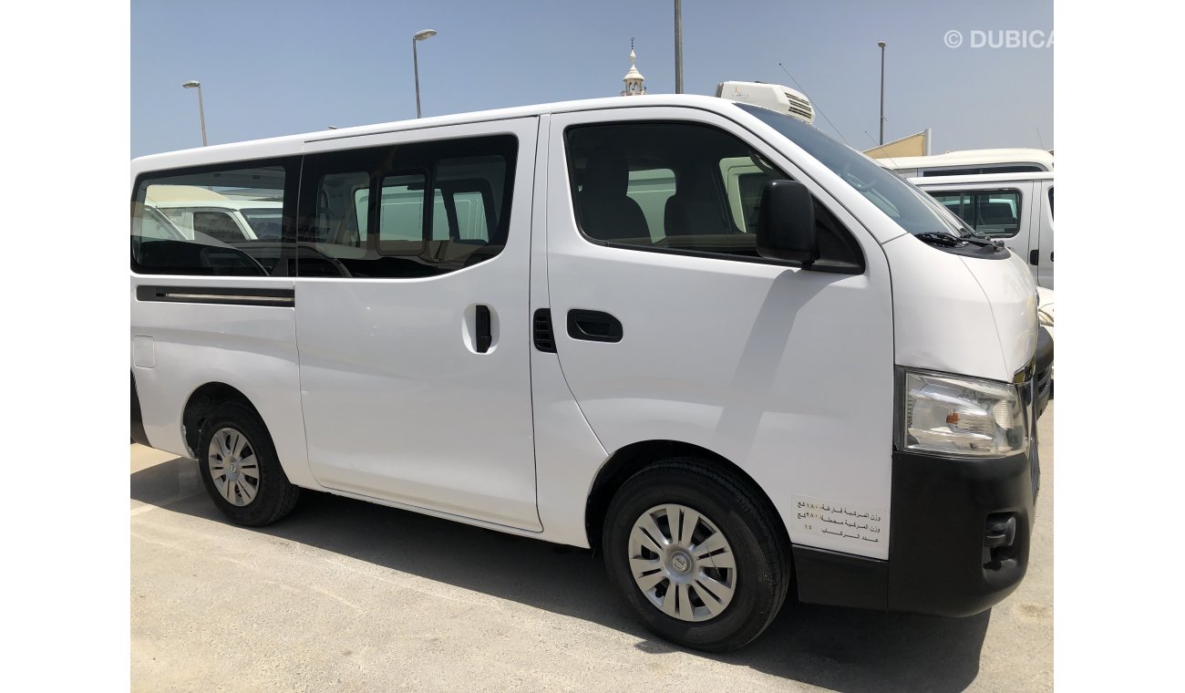 نيسان NV350 Nissan Urvan Nv350 13 seater bus,2015. Fully Automatic