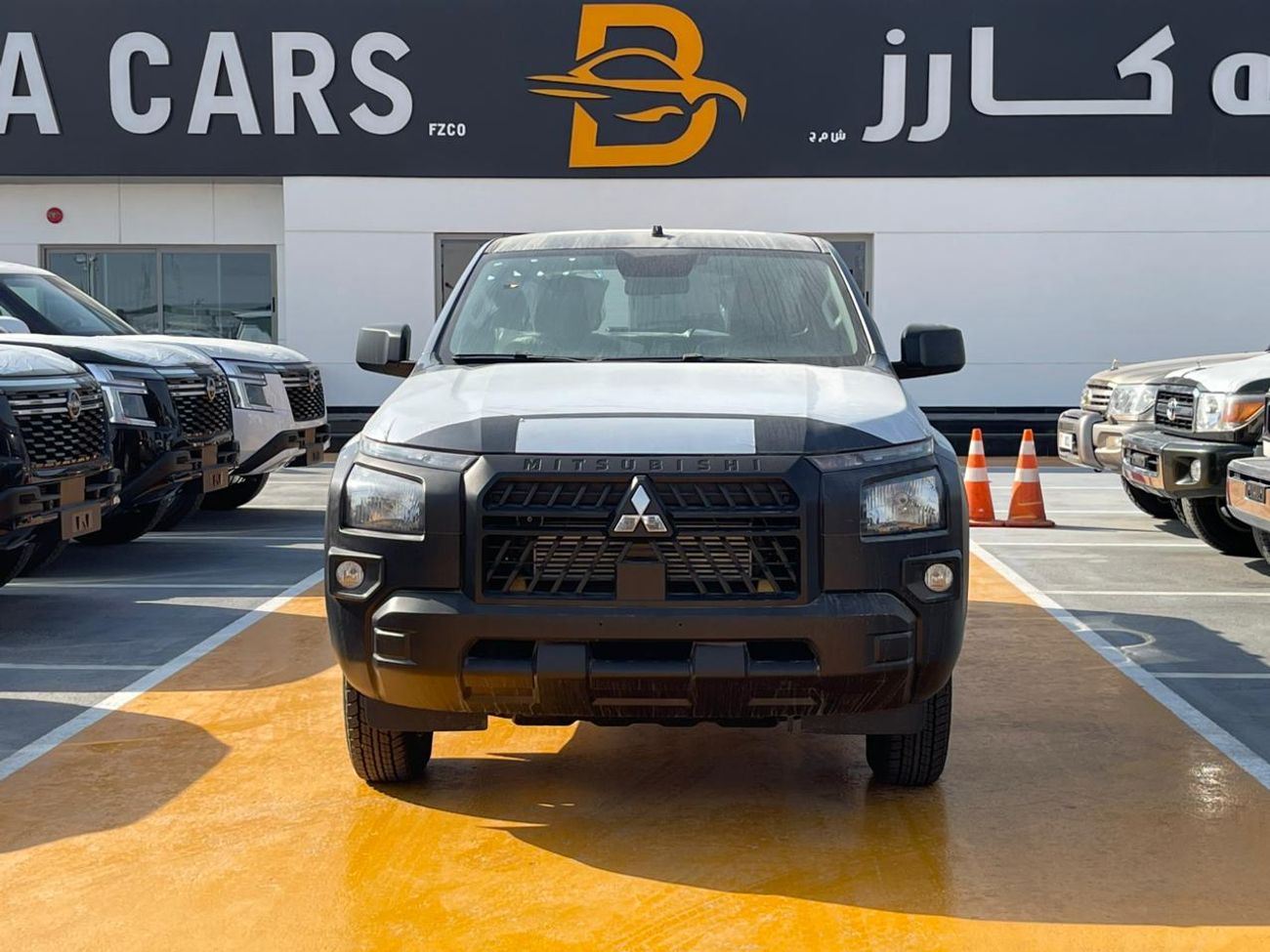 Mitsubishi L200 Mitsubishi L200 2.4L DIESEL D.CABIN 4X4 MT 2026