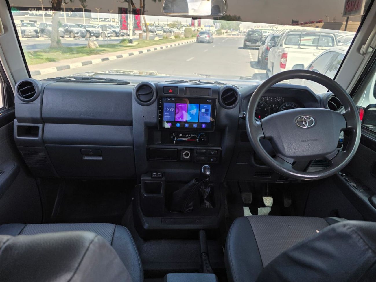 Toyota Land Cruiser 70 RIGHT HAND DRIVE ONLY FOR EXPORT 4.5 LITER 9 SEATS