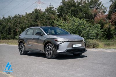 تويوتا bZ4X Electric SUV | 615 KM Range | Brand New 2024 | FWD | Chinese Specs