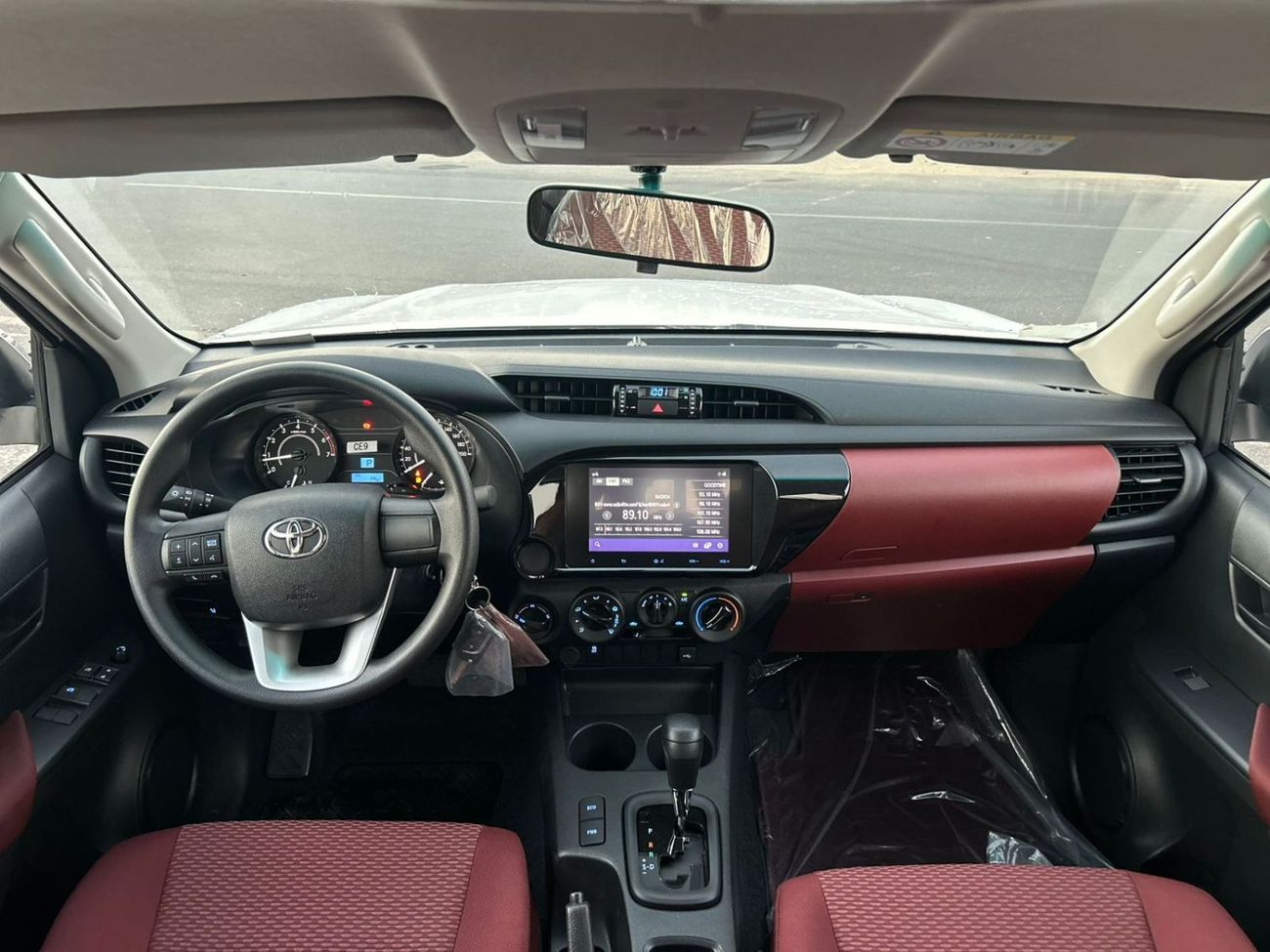 Toyota Hilux DLS 2.7L DLx 2.7L