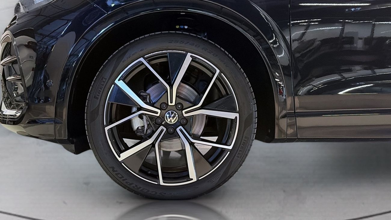 Volkswagen Tiguan R-LINE | Guaranteed Warranty | 0 Down Payment