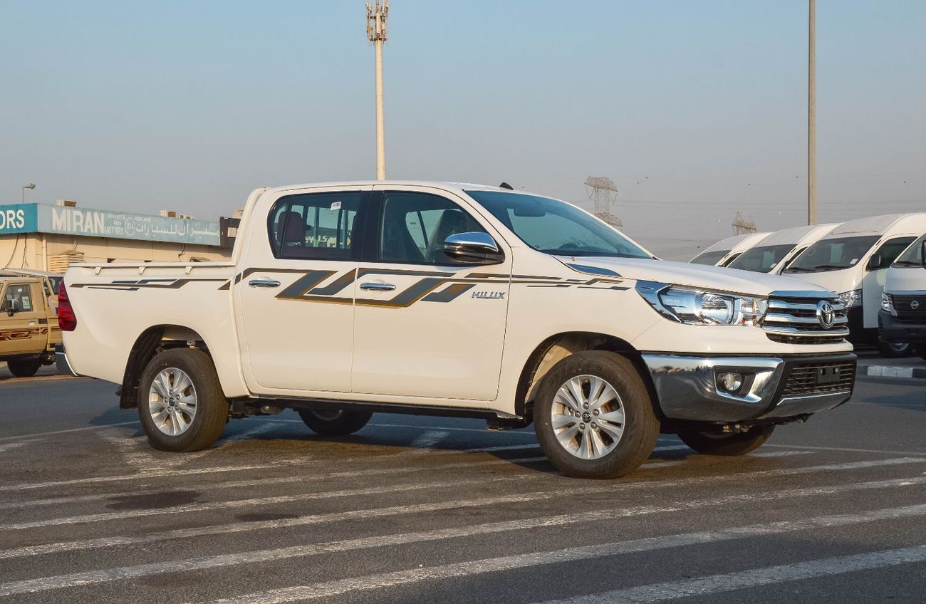 Toyota Hilux TOYOTA HILUX 2.7L RWD PETROL PICKUP 2025