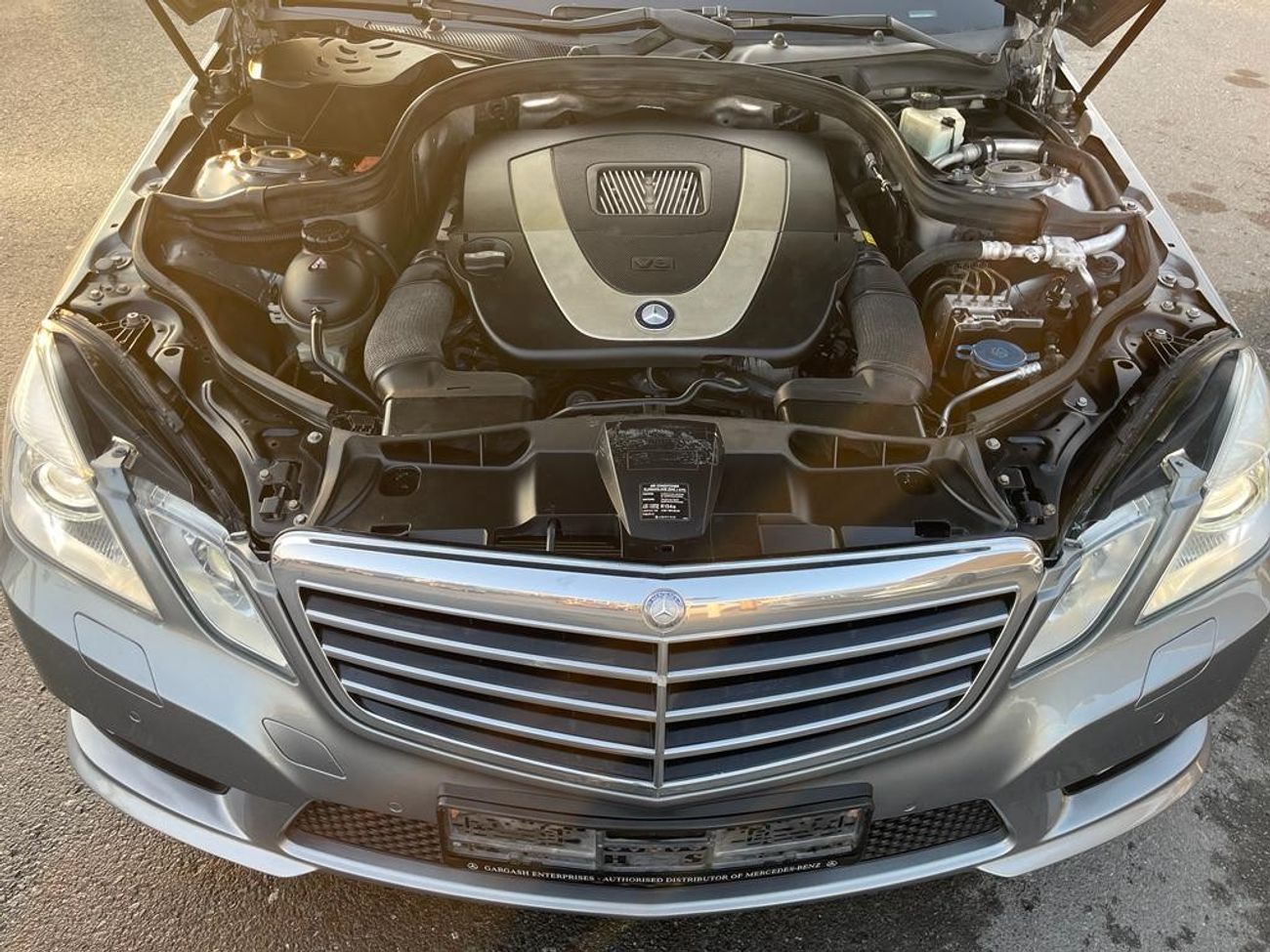 Mercedes-Benz E300 Avantgarde Mercedes E300 AMG_GCC_2012_Excellent Condition _Full option