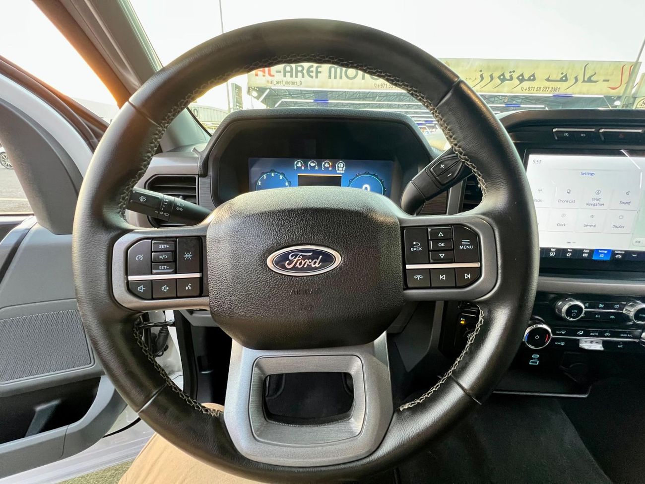 فورد F 150 XLT 5.0L Crew Cab Utility warranty one year bank financie available