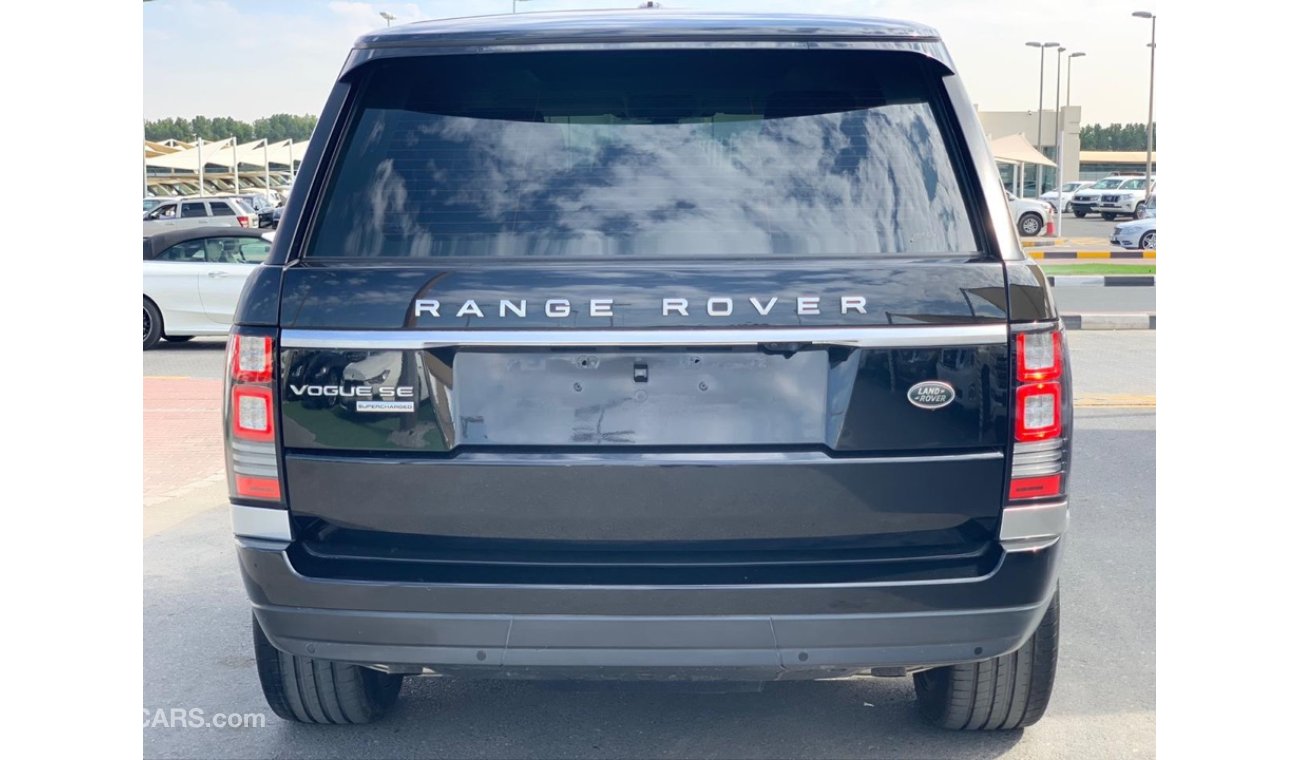 Land Rover Range Rover HSE With Vogue SE Supercharged Badge