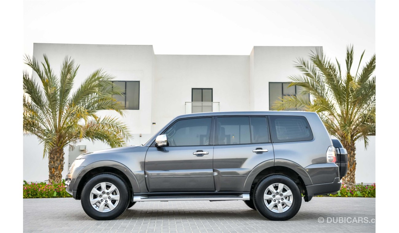 Mitsubishi Pajero - 2 Years Warranty! - AED 1,058 PER MONTH - 0% DP