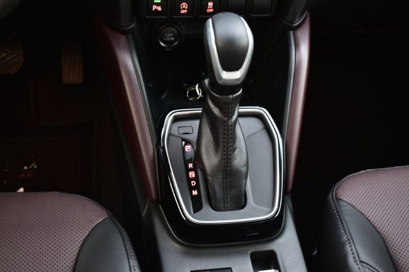 تويوتا أوربان كروزر GLX 1.5L PETROL AT WITH PANORAMIC ROOF