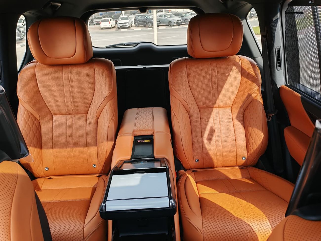 Lexus LX 700h 2026 Lexus LX700h VIP HEV (4-Seater) 3.5L V6 Twin-Turbo Hybrid A/T 4WD Export Only