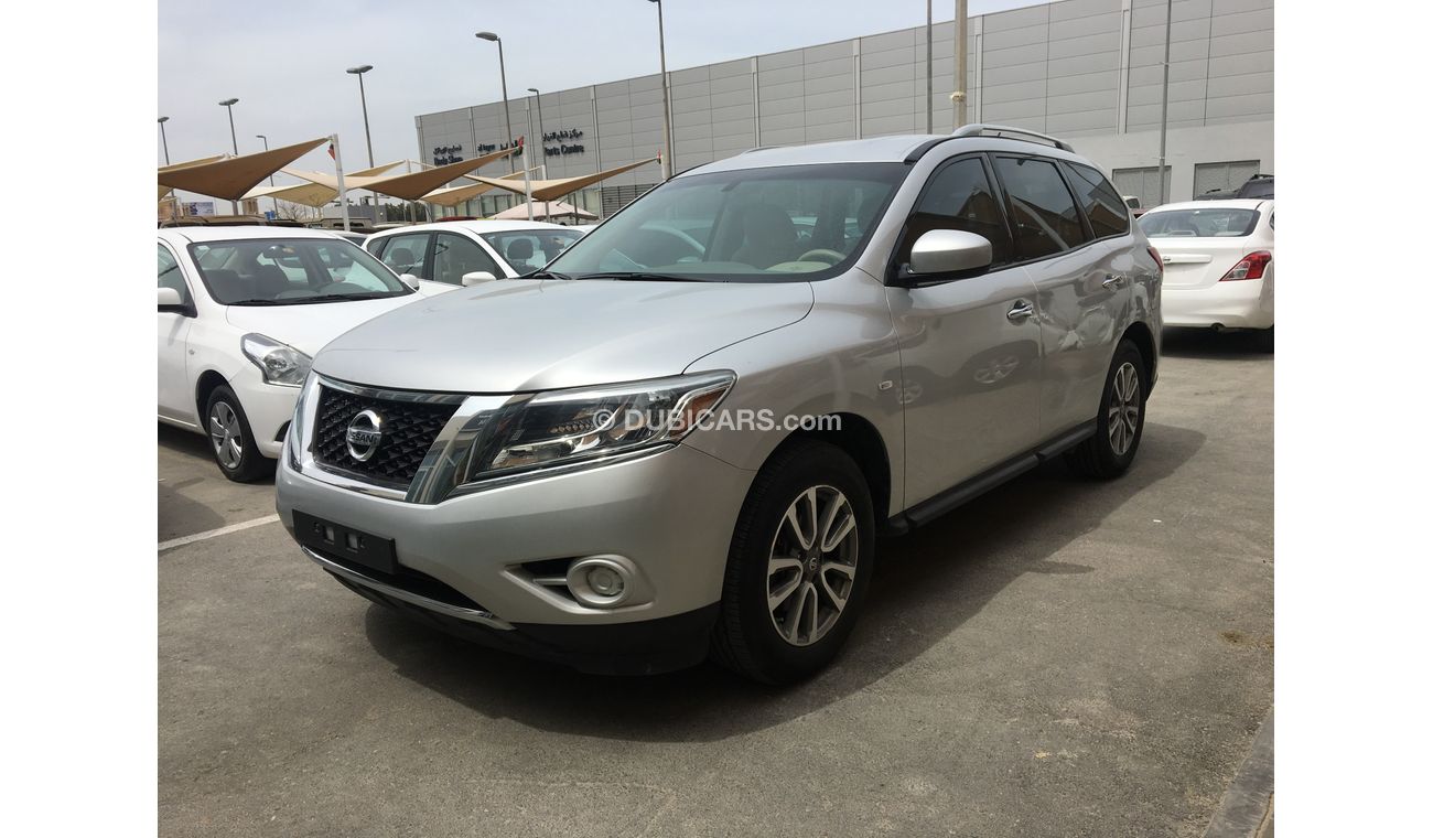 نيسان باثفايندر نحن نقدم : * خدمات تمويل السيارات على البنوك * ضمان ممدد * خدمات التسجيل / التصدير