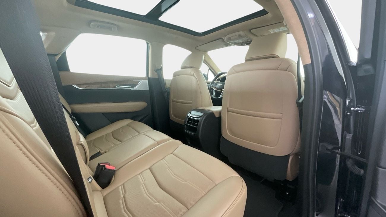 كاديلاك XT5 Premium Luxury | شامل الضمان | 0 ﺪﻔﻋﺓ ﺃﻮﻟﻯ