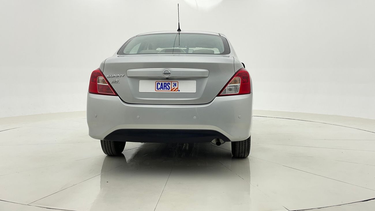 نيسان صني S 1.5 | بدون دفعة مقدمة | اختبار قيادة مجاني للمنزل