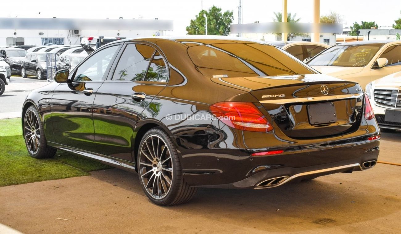 Mercedes-Benz E 43 AMG