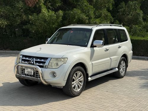 Mitsubishi Pajero GLS Highline 3.8L (243 HP)