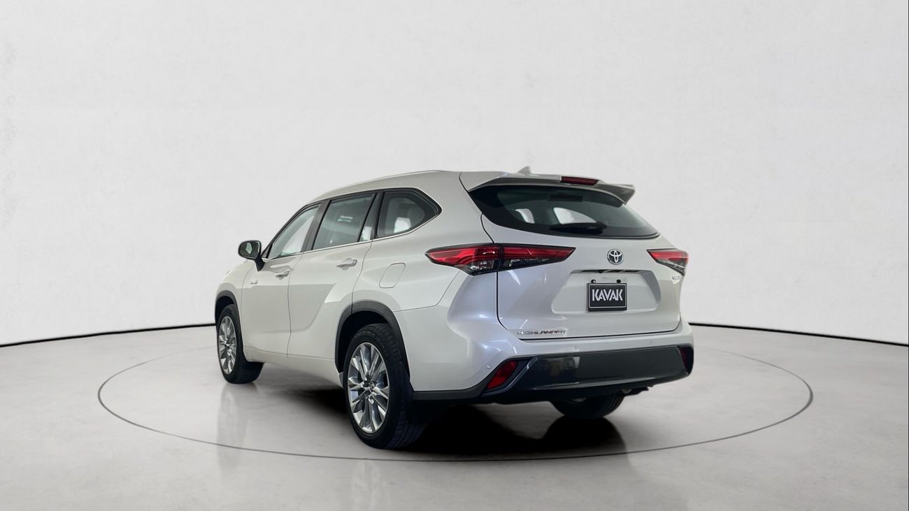 تويوتا هايلاندر VXR | شامل الضمان | 0 ﺪﻔﻋﺓ ﺃﻮﻟﻯ