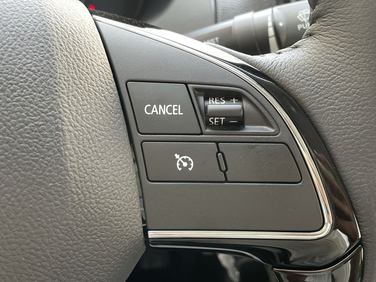 Mitsubishi Attrage 1200