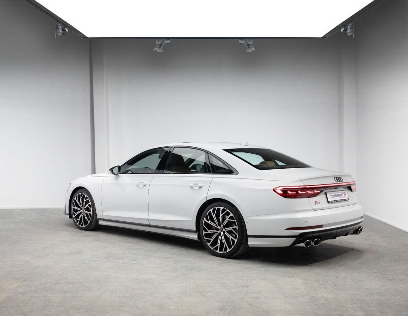 أودي S8 Black Edition