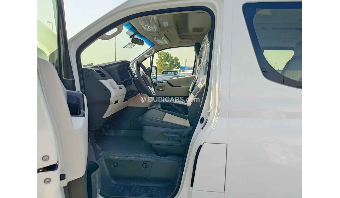 Toyota Hiace GL / 3.5L V6 PETROL / M/T / 13 SEATER / NEW SHAPE (CODE # 20583)