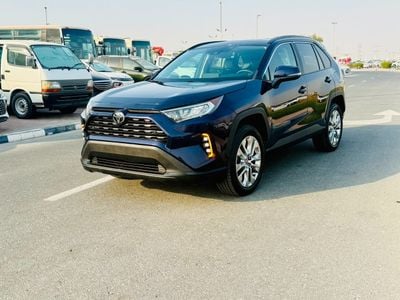 تويوتا راف ٤ XLE