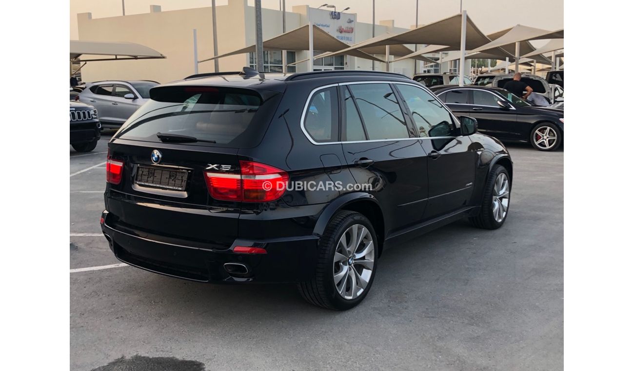 بي أم دبليو X5 موديل 2010 خليجي فل مواصفات كراسي جلد ومثبت سرعه وتحكم كهربي كامل ونظام صوت ممتاز وكاميرا خلفيه