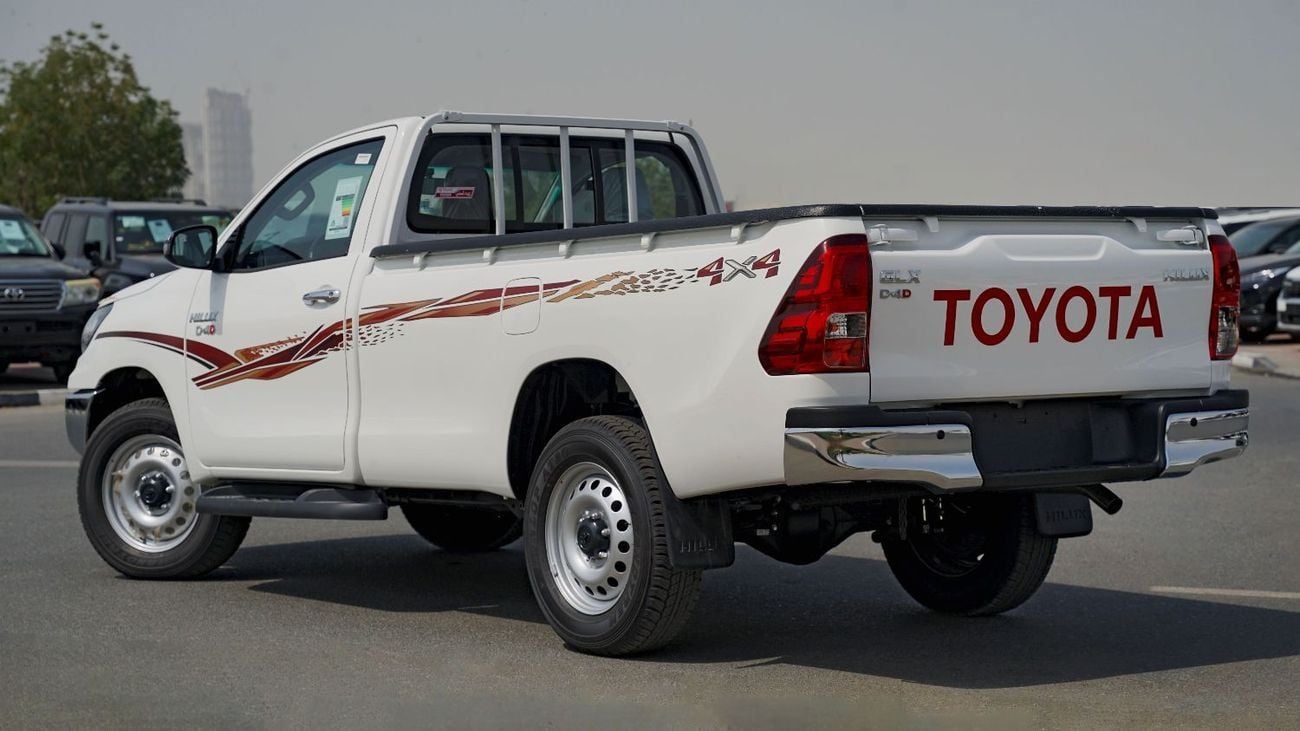 تويوتا هيلوكس 2.4L GLX - 4x4 Manual Transmission | Single Cabin with Bed Liner | D-4D | GCC