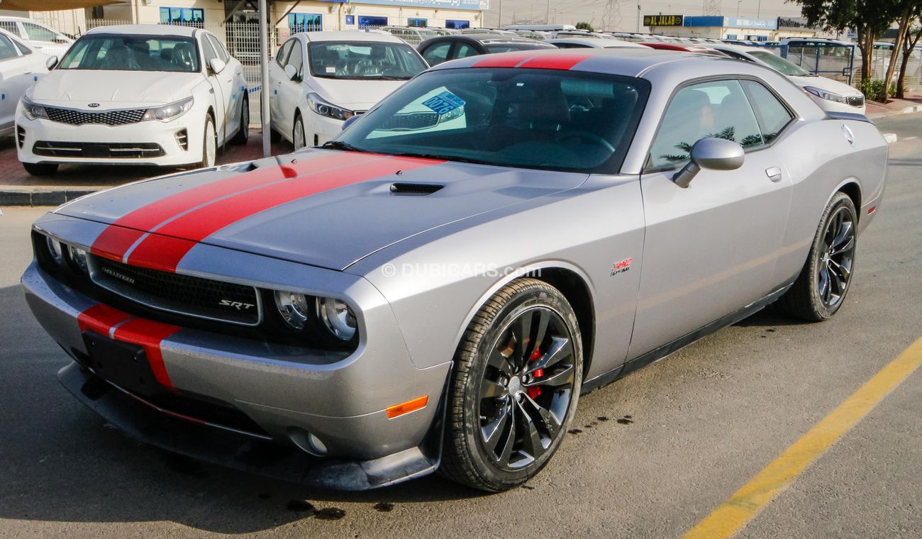 Dodge Challenger Hemi SRT