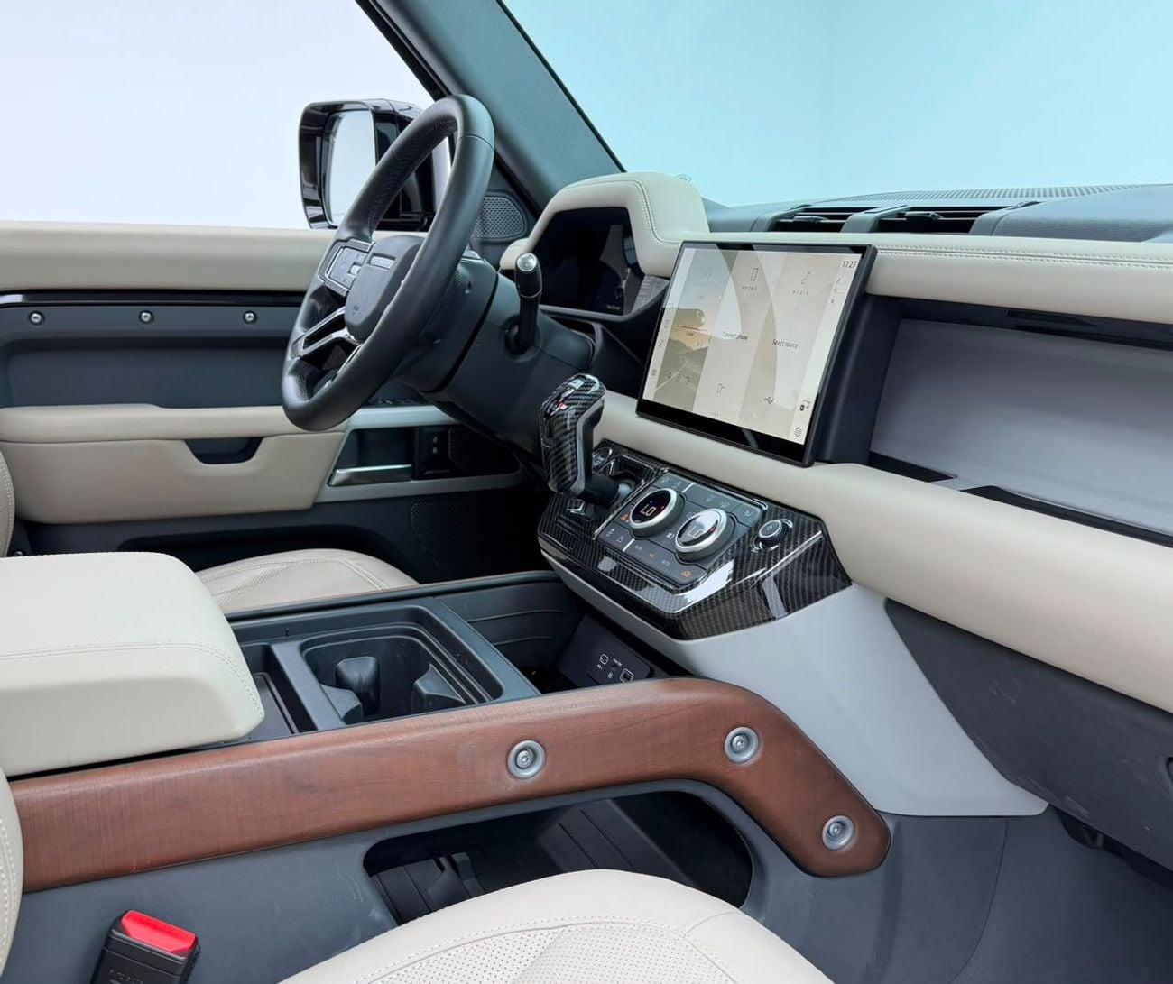 Land Rover Defender 110 X-DYNAMIC SE P300