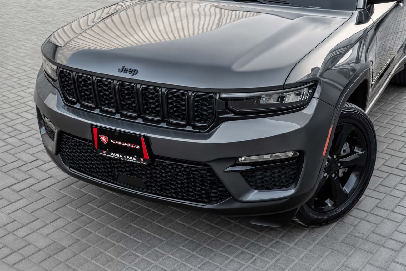 جيب جراند شيروكي Grand Cherokee Altitude | 2,253 P.M | 0% Downpayment | LOW KMS!