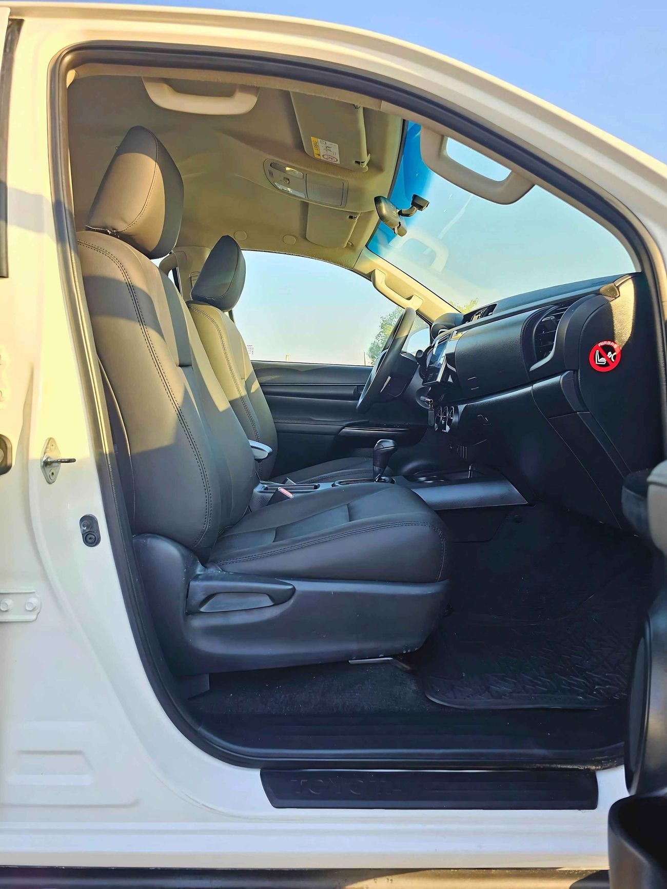 تويوتا هيلوكس AUTO PATROL/ 4WD/  AUTO WINDOWS/ WIDE BODY/  EXPORT ONLY / LOT#403139