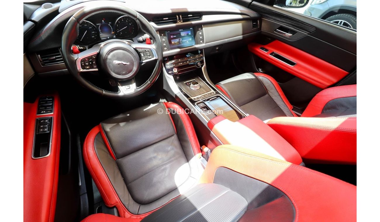 Jaguar XF X260